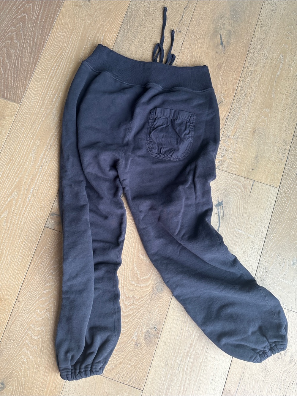 Nili Lotan women’s navy sweatpants - Classic Everyday Knit - Picture 3 of 3